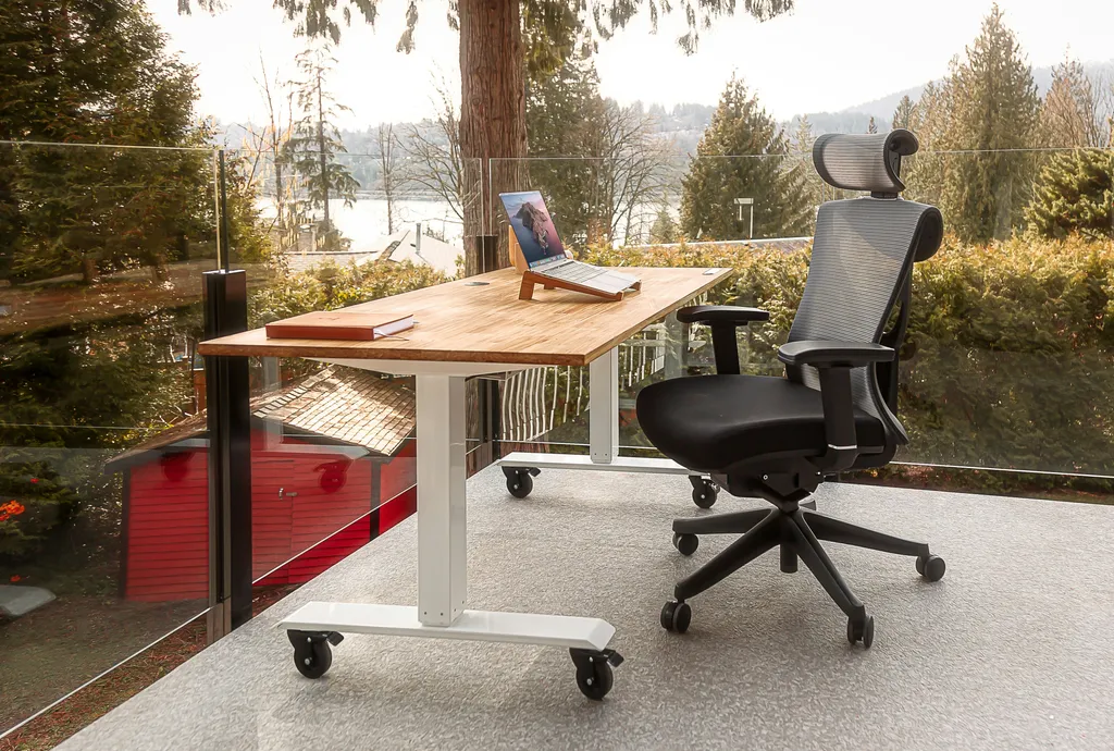 Ergonomic office chair for task and meeting room seating